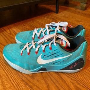 Kobe 9 dusty cactus